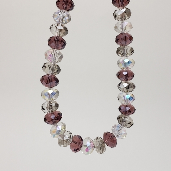 𝅺Faceted Crystal Beaded Necklace with Magnetic Clasp - Picture 6 of 9